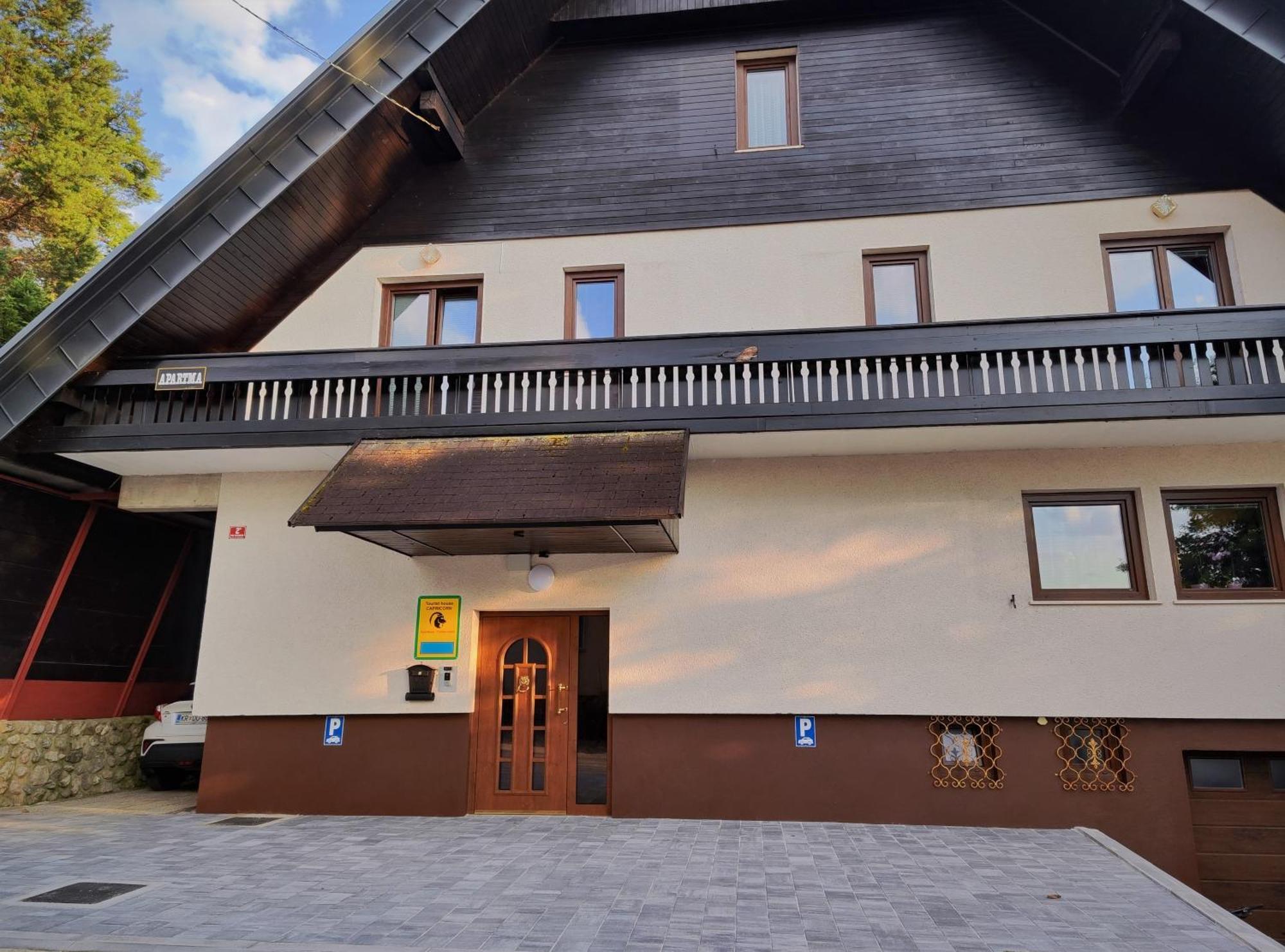 Tourist House Capricorn Apartment เบลด ภายนอก รูปภาพ